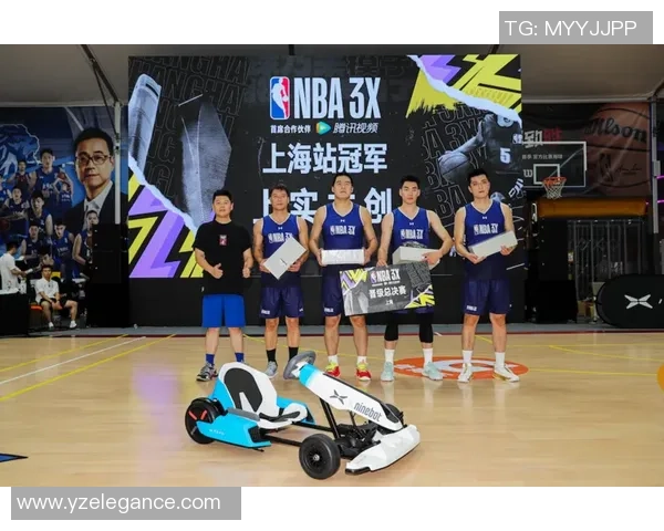 上海篮球队挑战赛精彩配合点评展现团队默契与战术执行力 上海篮球队挑战赛精彩配合点评展现团队默契与战术执行力